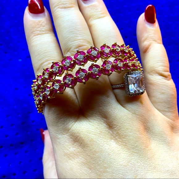 Bangles 🍒🍒🍒 - Picture 2 of 10